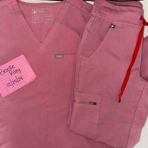 Fig scrub set -Light pink -XS Catarina one-pocket top & XXS joggers